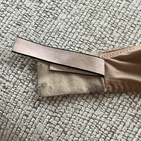 Victoria’s Secret T-Shirt Bra - Picture 3 of 4